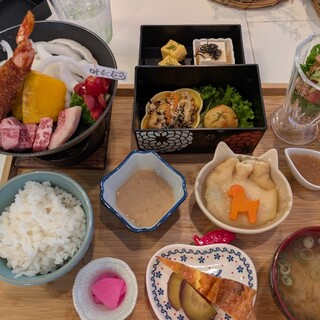 Cafe dining bar 叶和_0