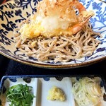 登喜和 - 料理写真:天おろしそば(1,500円）