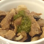 たんや 善治郎 立ち呑み処 - 牛たんときのこのマリネ＠アップ