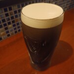 たんや 善治郎 立ち呑み処 - ギネス生　1パインド