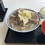 かね食堂 - 白菜がクタクタで美味しい