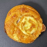 DONQ - 料理写真:2025.08.16 (土)    ハーブチーズとトマト　303円（税込）