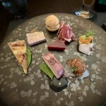 314196239 - 