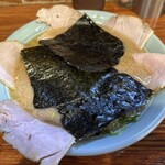 萬家 - 中盛チャーシュー麺+味玉