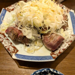 やきとん酒場 ヤマネ肉店 - レバハツのギリギリ盛りが美味すぎて俺の記憶もギリギリじゃ♡