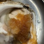 牡蠣とワインPREMIUM すしまる ミント神戸店 - 