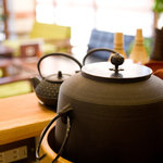 香寫  casha - 茶釜から汲み出すお湯はミネラルたっぷり！