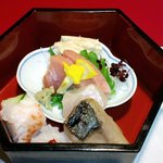 みこう - お重の上の方