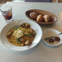 24/7 restaurant - 