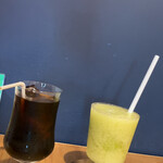 グレープショップ ココロ - コーヒーとシャインマスカットスムージー