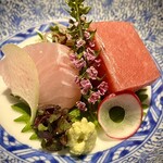 割烹まさご - 御造り　鮪とあら。幻の高級魚のあらが登場。お刺身最高です