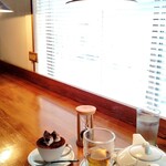 カフェ ニジョウヒピン - 