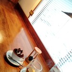 カフェ ニジョウヒピン - 