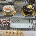 マッターホーン - お誕生日に欲しいバタークリームのデコレーションケーキ