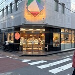 マッターホーン - 線路沿い、角地