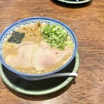 博多とんこつ 天神旗 - 超博多