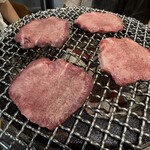 炭火焼肉ホルモンさわいし - 