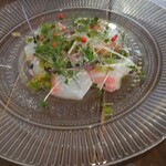 炉端×イタリアン アルベロ - 真鯛のカルパッチョ