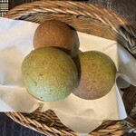 薪の音 - よもぎのパン