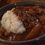 林檎と葡萄の樹 - リンゴ入りカレー！
甘過ぎず辛過ぎず美味ですぞ！