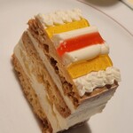 ザ・カフェ - かわいくてリーズナブルなバターケーキ