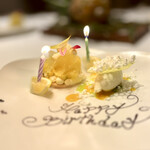 JINBO MINAMI AOYAMA - デザート｡誕生日プレート｡