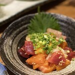 一心 - 海鮮ユッケ(税込825円)