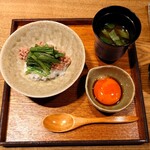 特選髙坂鶏 克つ鳥 - 土鍋ご飯