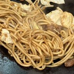お好み焼鉄板焼 おかあちゃん - 牛すじ焼きそば