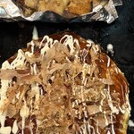 お好み焼鉄板焼 おかあちゃん - 上:なすステーキ, 下:お好み焼き(えび玉)