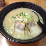 華閩  - ラーメン＋チャーハン（800円）の豚骨醤油ラーメン