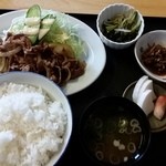 和KAZU - 料理写真:しょうが焼き定食大盛り。