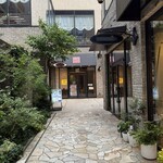 HAUTE COUTURE BRUNCH - 