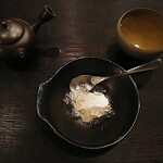 海乃 - デザート　酒粕のジェラートと日本酒のゼリー