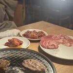 (卸)焼肉食堂 三鷹食肉センター - 