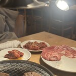 (卸)焼肉食堂 三鷹食肉センター - 