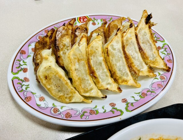 Gyoza no Osho Suita Kasuga Ten photo 5