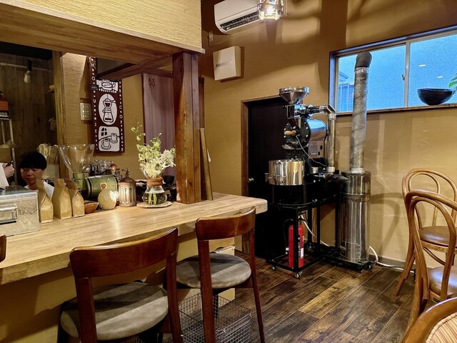 LOB COFFEE HOUSE photo 4