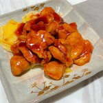 ON the TABLE CHINESE - 