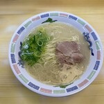はかたや  大野城店 - 博多ラーメン　290円