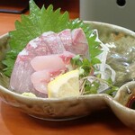 温鮮酒場 ちょんまげ - 天然ツバスのお造り