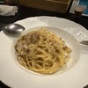 小さな町のなかのレストラン bistro