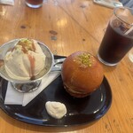 ル シミキ - 丸ごと桃 アールグレイレアチーズ withチーズフィナンシェ
チーズアイス
アイスコーヒー