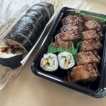 志らはま鮨 - 料理写真:花巻きずし
焼穴子手押しずし