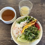 ベリーベリーファーム上田 レストラン - サラダバー、ドリンクバー