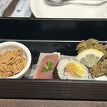 栞屋 烏丸仏光寺店 - 付き出し