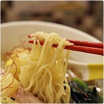 パパパパパイン - ちゅるちゅるな麺