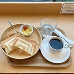 カフェイチハチロクキュウ バイマルゼン - ロースハムとダブルチーズホットサンドセット980円
