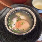 魚の旨い店 池袋店 - 出汁入れると魚に熱が入ってほわっほわに