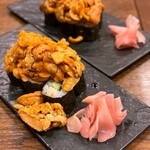 花かご - 料理写真:雲丹のせ巻寿司